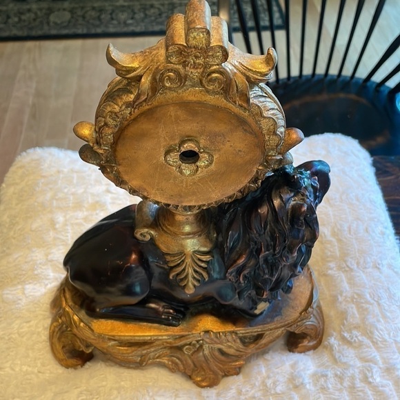 Mantle Desk Regal Lion w Battery Operated Analog Clock Lightweight - Picture 8 of 11